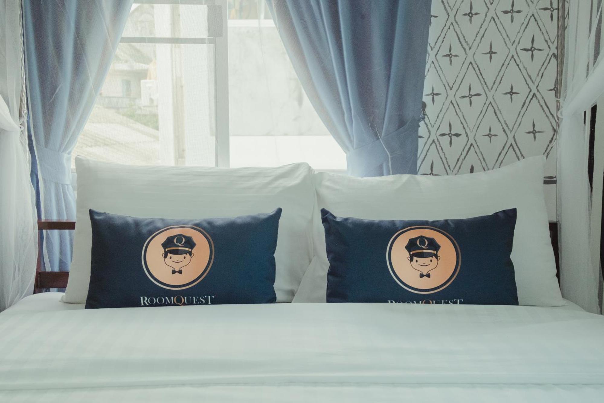Roomquest Chiang Mai Tha Phae ภายนอก รูปภาพ
